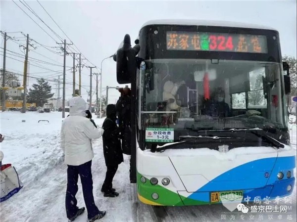 中车电动C10:浴“雪”奋战 只为守护沈城車厢里的温暖