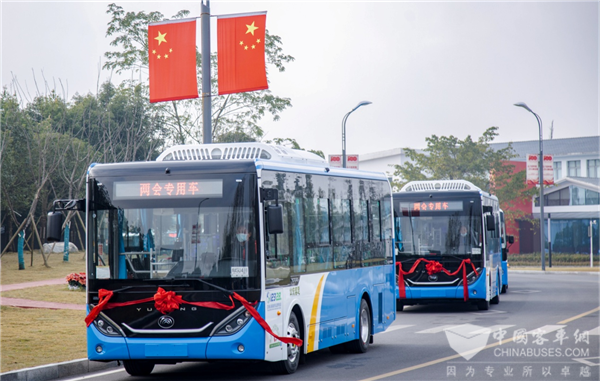 百姓眼中的“幸福之车” 88辆宇通助四川武胜县打造“全域公交”新样版