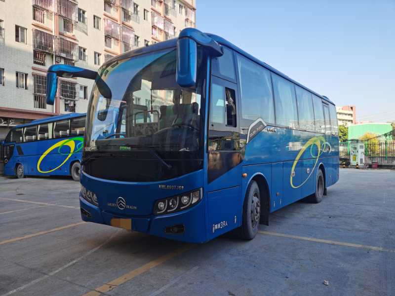 2015年39座非营运玉柴发动机有安全门宇通气囊车