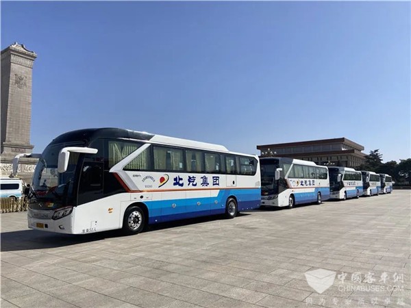 匠心护航二十二载 “国车”金龙两会服务进行时