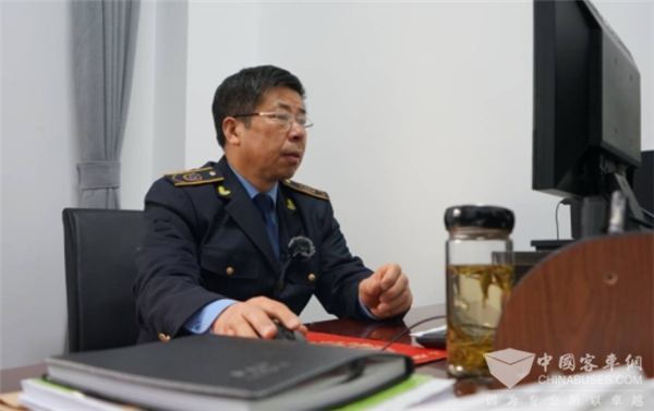 全国人大代表李祥斌：建议新能源公交运营补贴力度不退坡