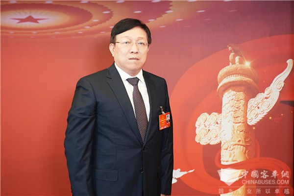 全国人大代表谈民强：建议加强智能网联商用车示范应用