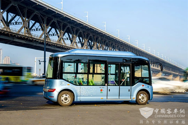 颜值实力兼备 宇通E6S微循环小巴社区出行新选择