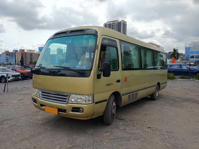 2015年1月 23座非营运可本地过户可外迁广汽6700客车