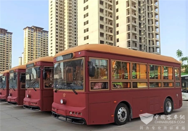 首条微循环公交线路 格力钛铛铛车变身成渭南“打卡点”