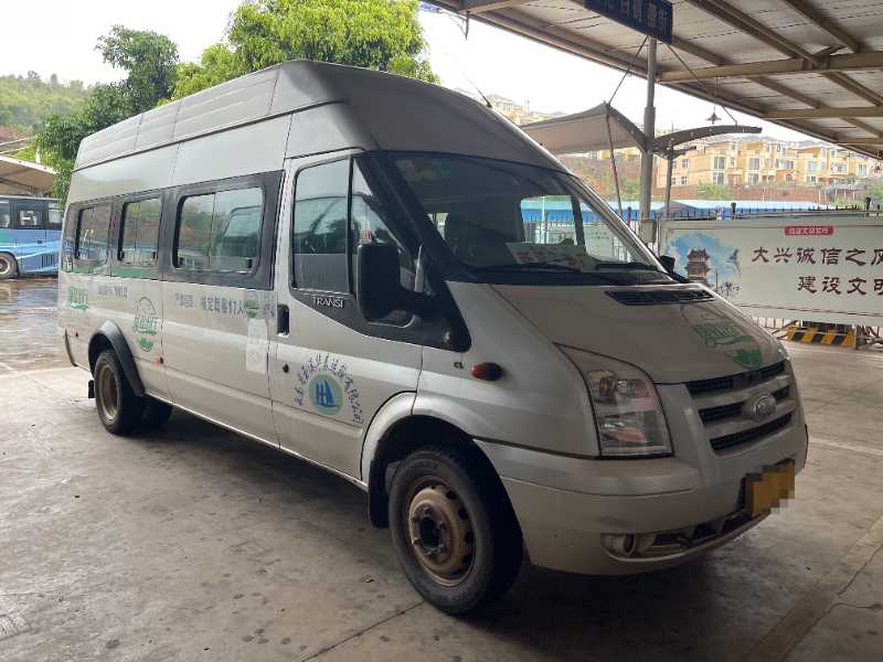 江铃全顺JX6650T-S3客车出售，17座