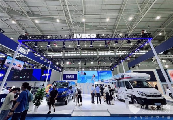 武汉华中国际车展 南京依维柯口碑订单“双丰收”
