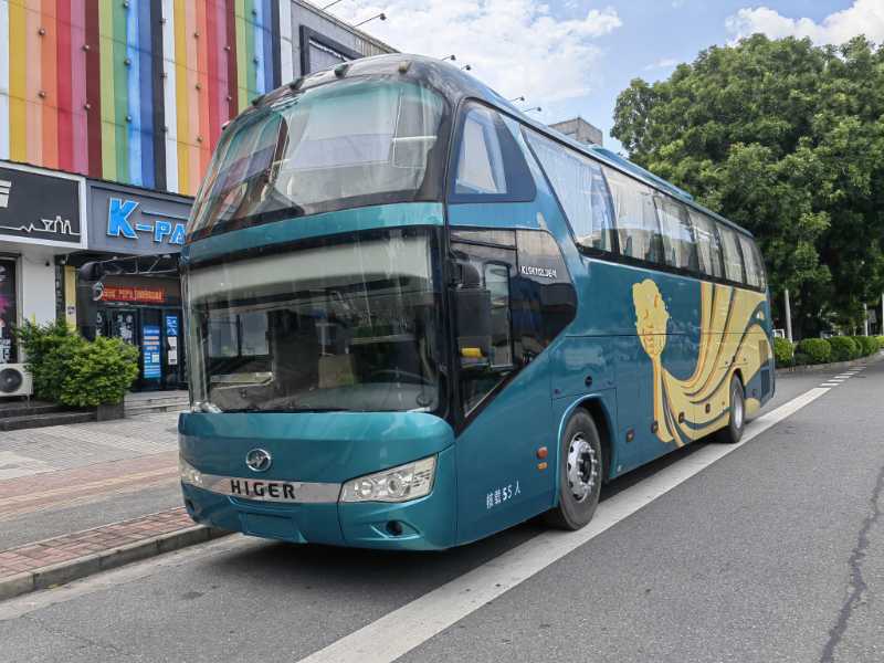 2016年4月 零投资55座海格6112中门气囊车