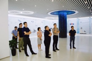上海汽车变速器有限公司总经理陶海龙莅临盘毂动力参观调研
