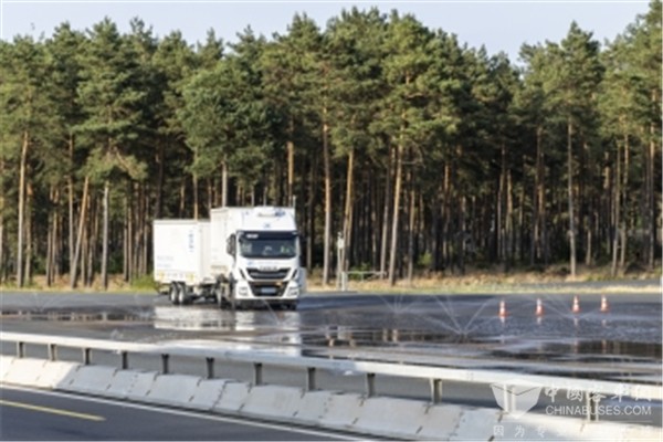 从园区至高速公路 采埃孚展示自动驾驶商业运输系统解决方案