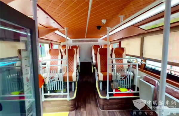 实力藏不住! 看苏州金龙纯电双层观光巴士如何“惊艳出圈”!