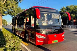 9月开学季护航学子安全出行 北京定制公交新增多条通学线路