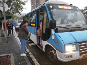 重庆公交：江北又开通一条新的小巷公交线，这个区域的居民出行方便了！