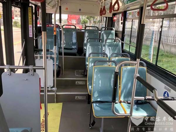 吉利星际客车 纯电动城市客车 C6E