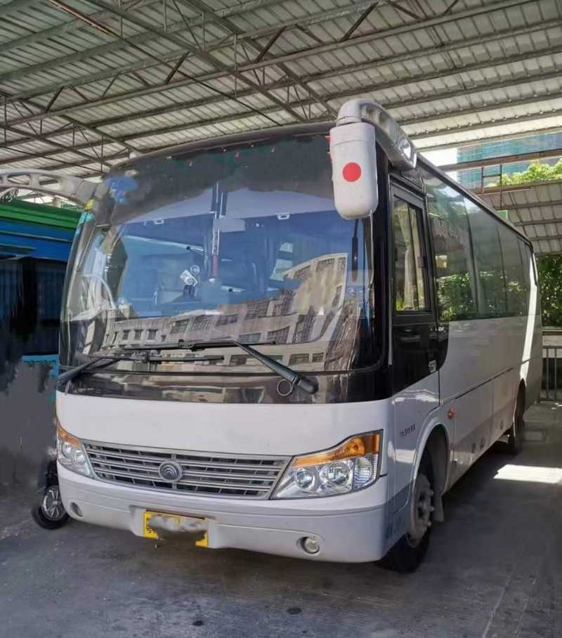 2017年10月 30座国五宇通6752营运车