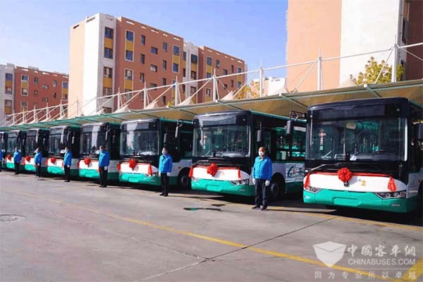 亚星客车 星巴系列 纯电动城市客车 嘉峪关