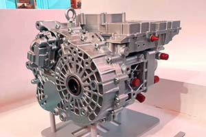 精进电动三合一电驱动总成产品亮相“奋进新时代”主题成就展