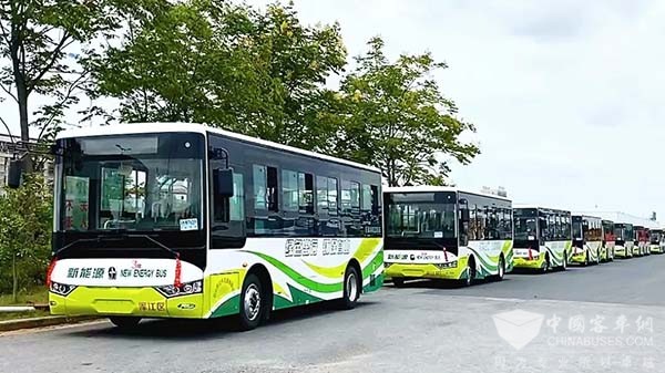 亚星客车 亚星星巴系列 纯电动城市客车