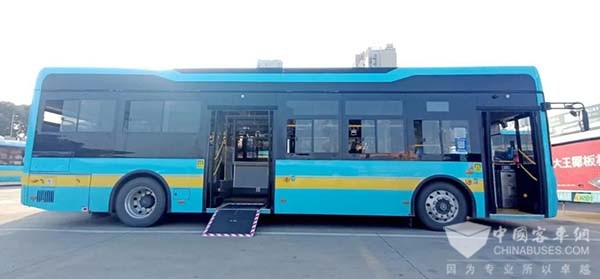 南昌公交运输集团 适老化 低地板 公交车辆