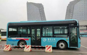 重庆公交：助力低碳出行！渝北上线一批纯电动公交车