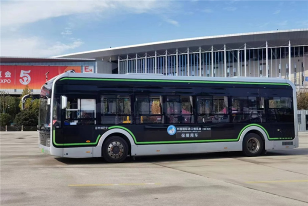 五年护航“东方之约”，宇通书写“进博故事”