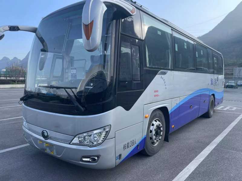 2018年4月 国五38座有中门极品宇通6906豪华旅游车