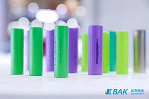 携多款创新产品 比克电池亮相上海国际消费电子技术展