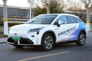 关键软硬件全栈自研 智行者发布高算力芯片全场景行泊一体系统