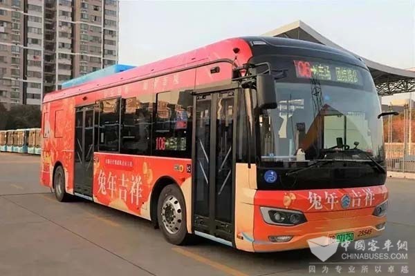 无锡公交 营运车辆 新春拜年车