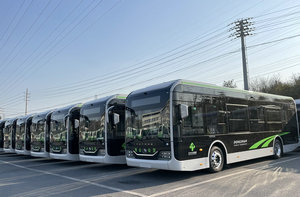 东山公交：上新！南京市江宁区一批新能源公交车投入营运