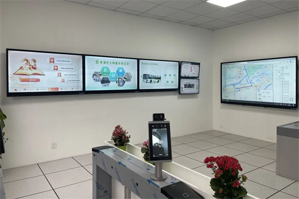 车队级智慧展厅建成，青浦巴士加快公交智能化步伐