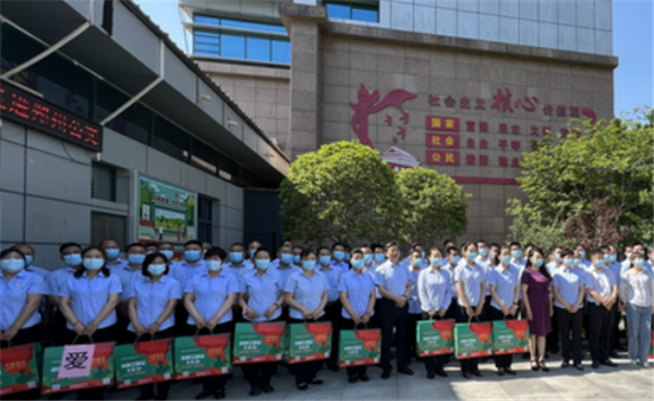 河南公交：广泛开展第四届“5·20公交驾驶员关爱日”活动