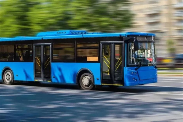 这波操作666 西安让公交车跑得“更聪明”!
