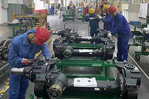 坚持以客户为中心 东风德纳车桥再获405根低门桥生产订单