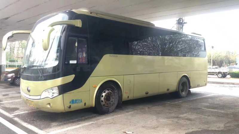 2015年12月 国四37座有中门缓速器宇通6938气囊车