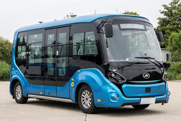 多项大奖殊荣加持 苏州金龙自动驾驶巴士跑出加速度