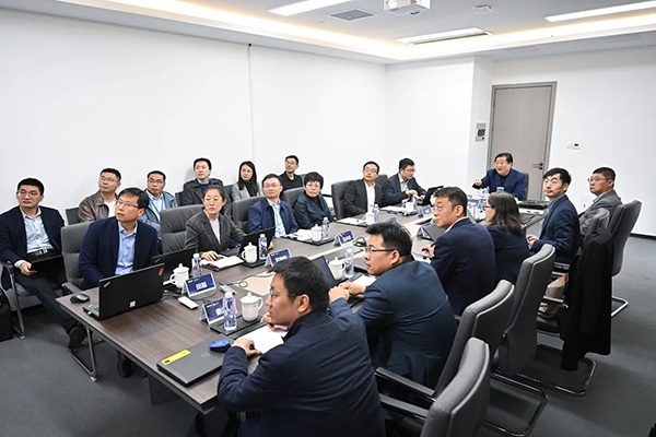 谭旭光：青年科学家要清楚财富不是从天上掉下来的！