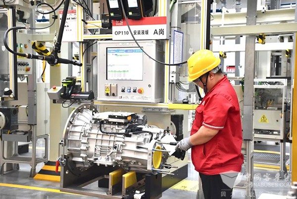 东风康明斯 发动机 智能制造 示范工厂