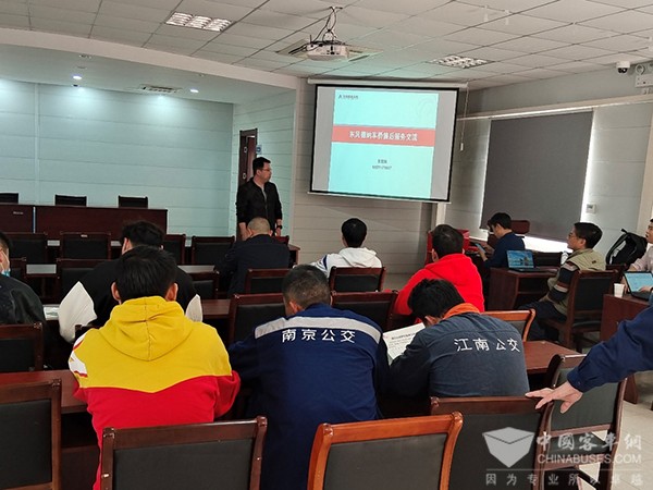 东风德纳车桥 南京公交集团 新能源公交 车桥维保