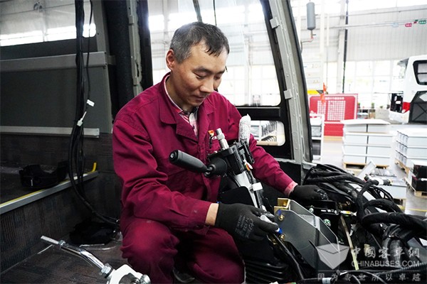 安凯客车 机械冶金工匠 阮军