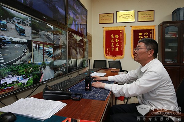 苏州金龙 海格客车青岛崂山 中国旅行社总社