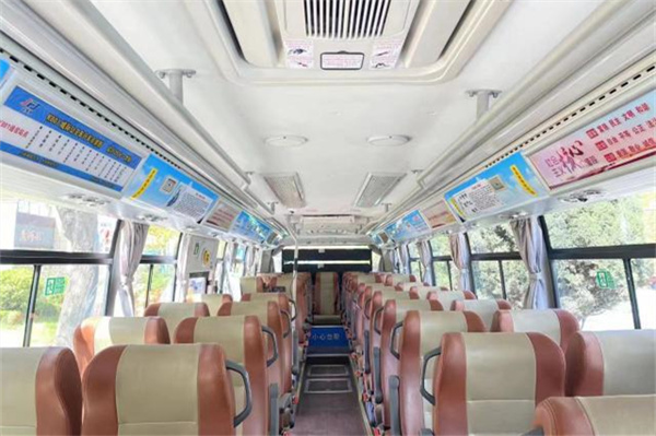 “清廉兰州号”主题公交车上线，成为城乡流动的一道风景线