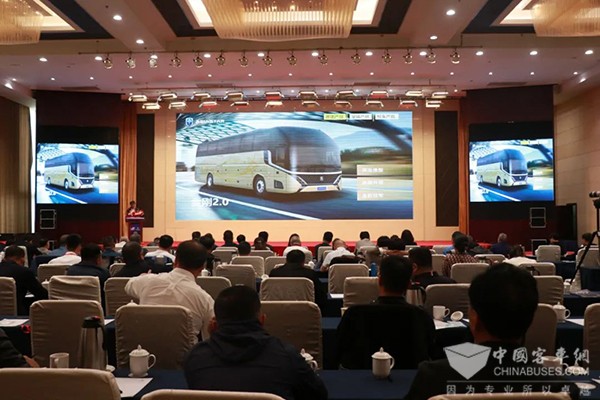 亚星客车 旅游客运行业 发展高峰论坛 亚星X9-3