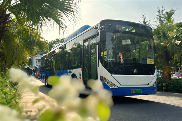  绵阳全力打造准时快捷方便舒适时尚的城市，公交优线网增覆盖提质效