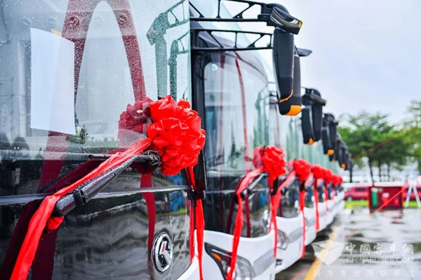 金龙客车 宁夏航源旅游 交车仪式