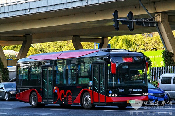 比亚迪商务车 纯电动 公交车 B10 武汉公交