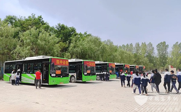 中车电动 新能源客车 护航高考 送考服务