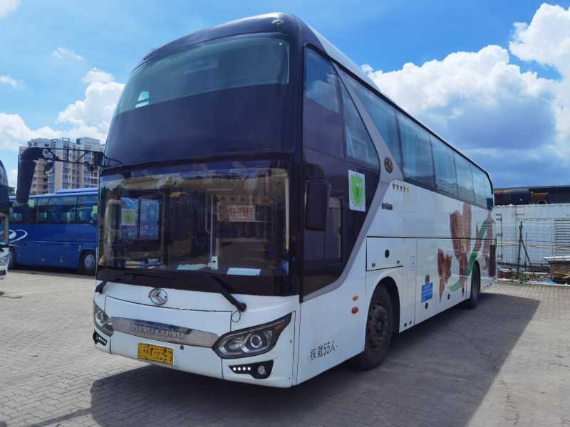 2015年12月 两台同款55座大金龙6119气囊中门旅游车