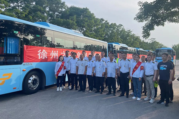 助力夜经济发展 徐州公交京徐巴士公司开通“徐州之夜”接驳专线