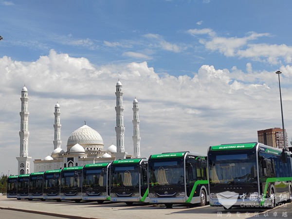 宇通客车 哈萨克斯坦 18米纯电动 新能源客车